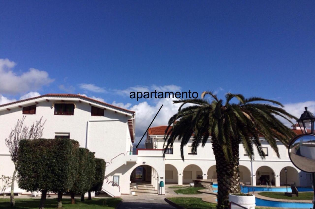 Apartamento en primera línea de playa A Guarda Exterior foto