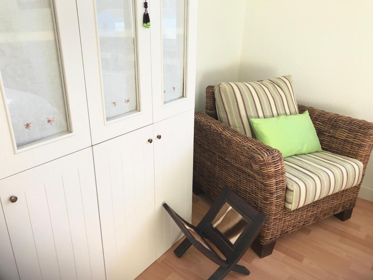 Apartamento en primera línea de playa A Guarda Exterior foto